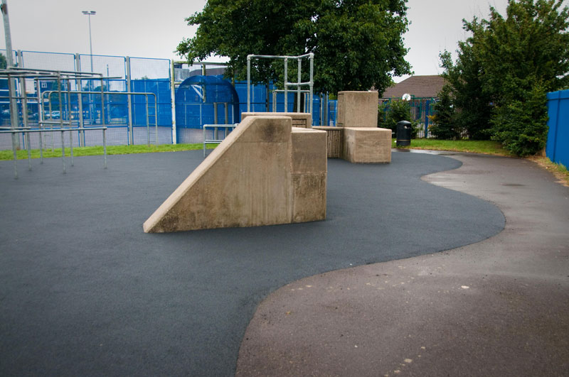 Wet Pour Parkour Bewbush Crawley - Safety Surfacing of Parkour Area Bewbush Crawley - Wet Pour Safety Surfacing Specialists Sussex Surrey Hampshire