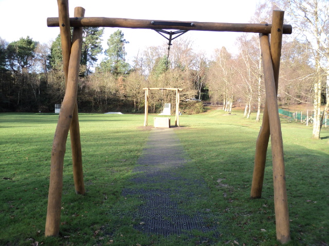 Hardwood Robinia Carron Lane Midhurst - Aerial Runway Robinia Playground Equipment Manufacturer Surfacing Specialist West Sussex Surrey Hampshire