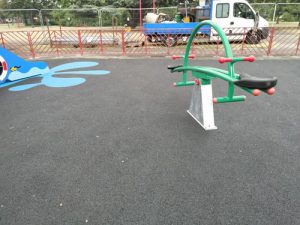 LB Redbridge Loxwood Park Wet Pour Rubber Safety Surfacing Independent Playground Installation - Safety Surfacing Installer West Sussex Surrey Hampshire