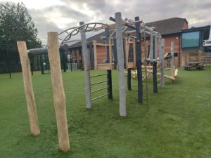 Dulwich Prep School Unit Robinia Timber - Playground Installers Sussex - Independent Playground Safety Surfacing West Sussex Surrey Hampshire