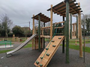 Playsafe Playgrounds Play Areas Robinia Timber - Playground Installers Sussex - Independent Playground Safety Surfacing West Sussex Surrey Hampshire