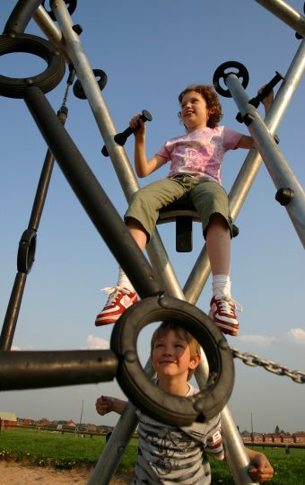 Independent Playground Equipment Installer - Playground Installation Safety Surfacing Wet Pour Safamulch Artificial Grass West Sussex Hampshire